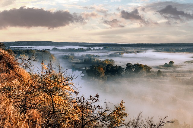 Paysage automnal idéal pour les vacances de la Toussaint