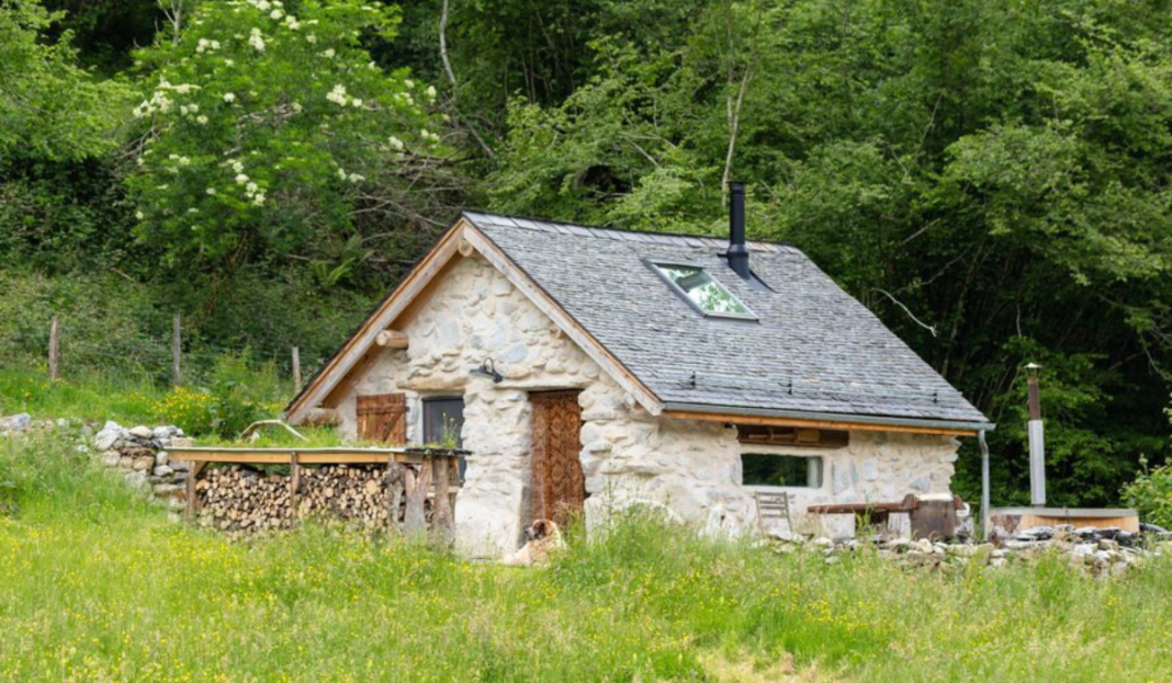 5 hébergements insolites avec poêle à bois