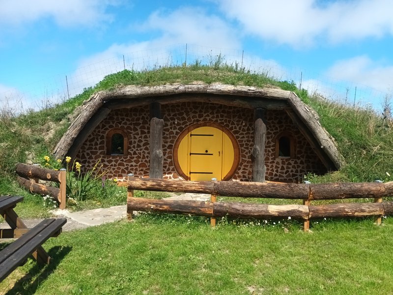 Maison de hobbit pour le week-end du 14 juillet 2026